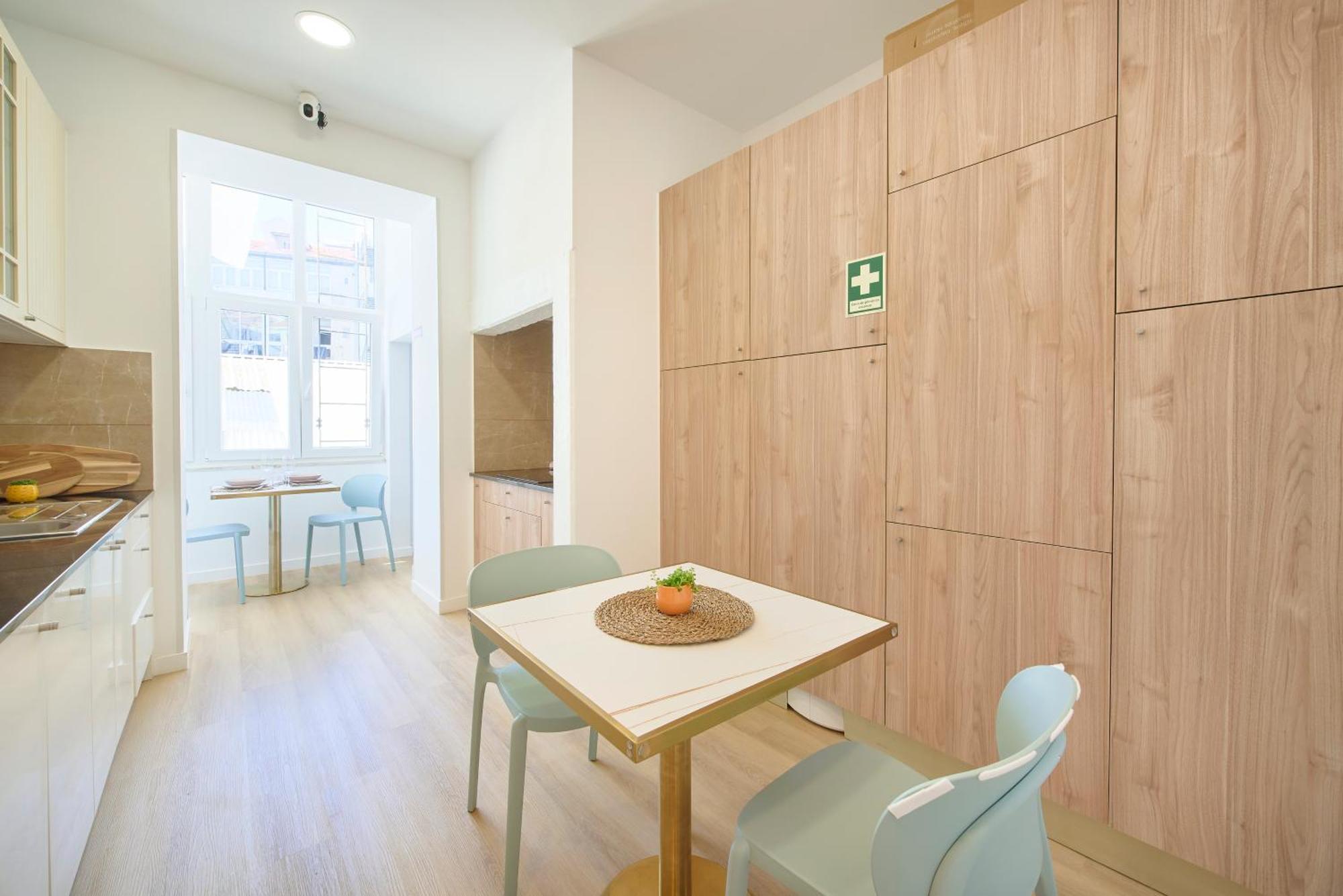 Brand New Anjos Albergue *