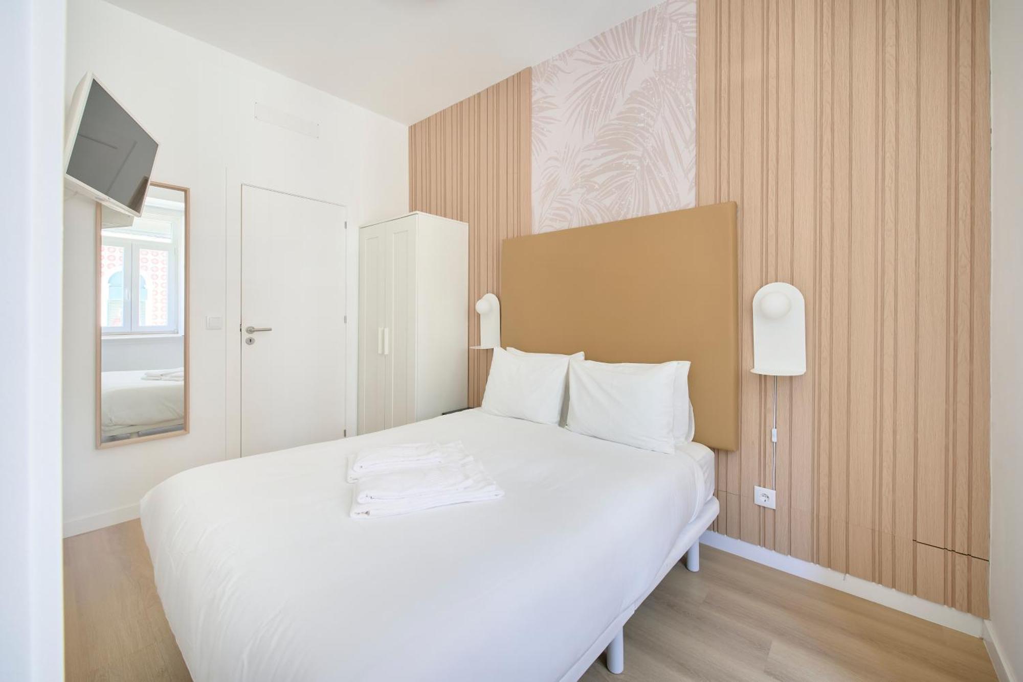 Brand New Anjos Albergue *